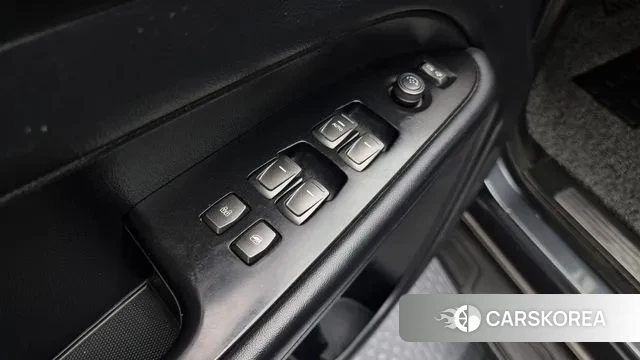 Ssangyong Rexton Sports id 3444109 из Кореи 9