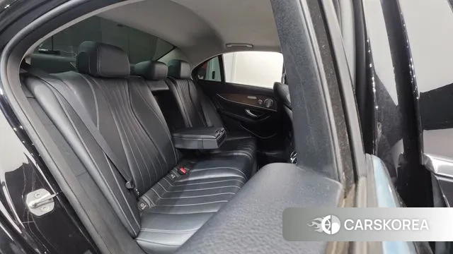 Mercedes-Benz E-Class W213 id 3627309 из Кореи 9