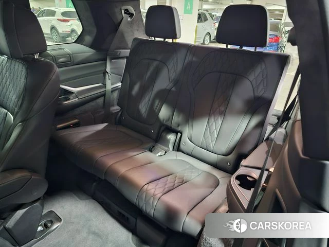 BMW X7 (G07) id 4291887 из Кореи 9