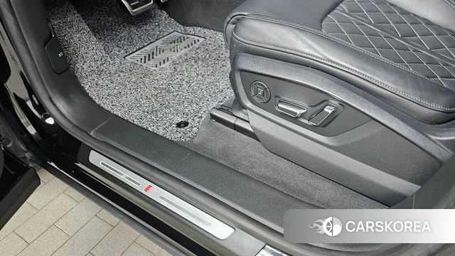 Audi Q8 (4M) id 4863855 из Кореи 9
