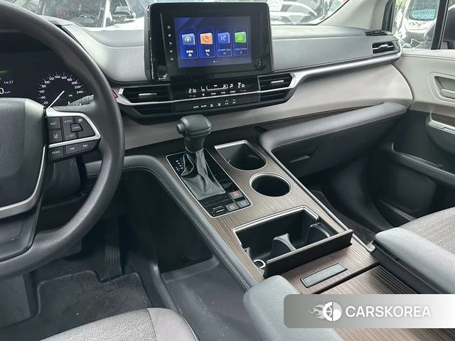 Toyota Saina id 4335333 из Китая 9