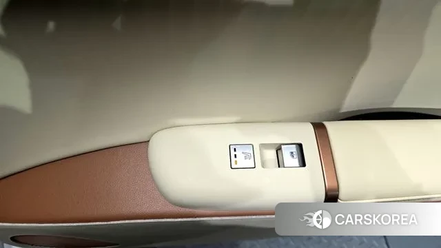 Hyundai Grandeur Hybrid (GN7) id 3388654 из Кореи 9