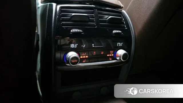 BMW 5 Series (G30) id 2995281 из Кореи 9