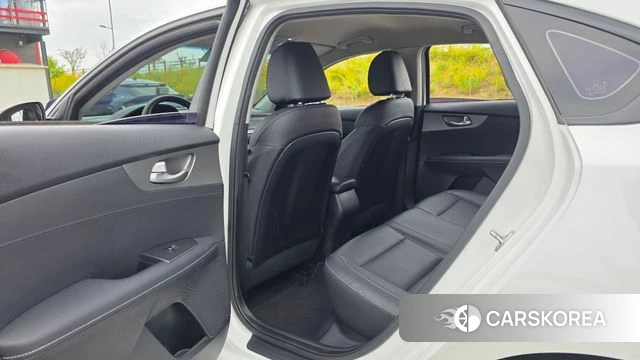 Kia Come New K3 id 4410860 из Кореи 9