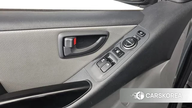 Hyundai The New Grand Starex id 3329928 из Кореи 9