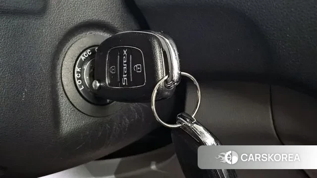 Hyundai The New Grand Starex id 3133924 из Кореи 9