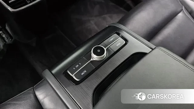 Hyundai The New Grandeur IG Hybrid id 3122550 из Кореи 9