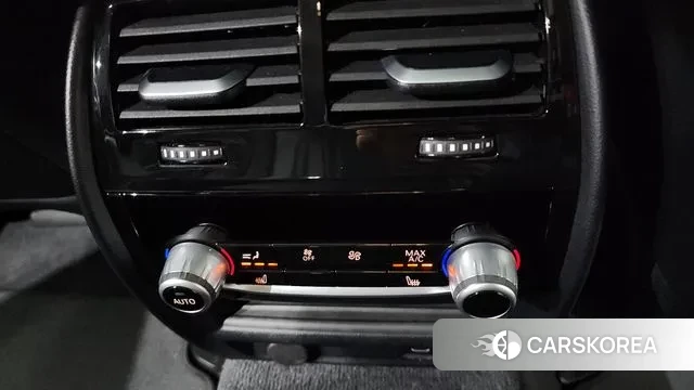 BMW 5 Series (G30) id 3059746 из Кореи 9