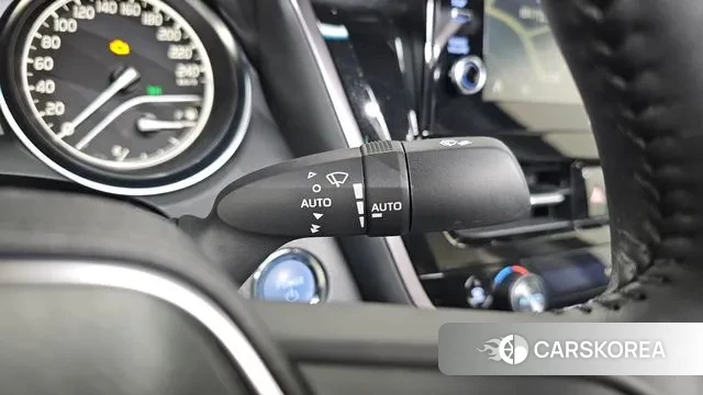 Toyota Camry (XV70) id 3517642 из Кореи 9