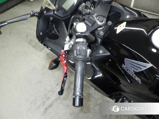 Проданный Honda CBR400R ABS id 3946888 из Японии, фото 9