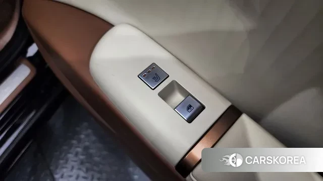 Hyundai Grandeur Hybrid (GN7) id 3745574 из Кореи 9