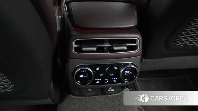 Genesis GV70 id 3741092 из Кореи 9