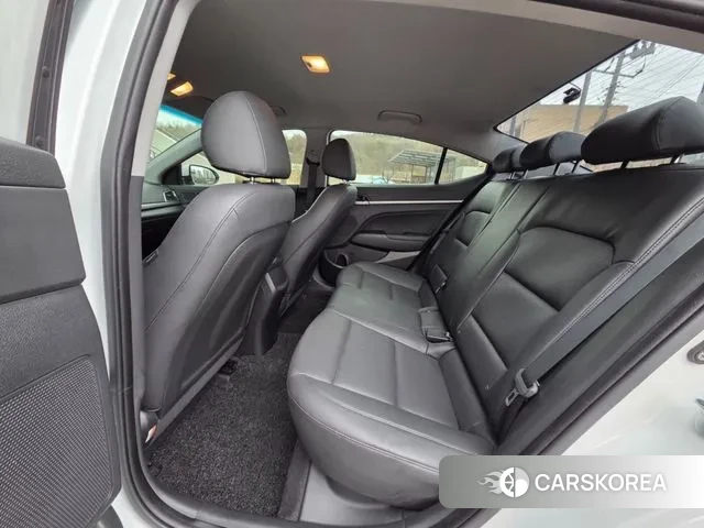 Hyundai Avante AD id 3723761 из Кореи 9