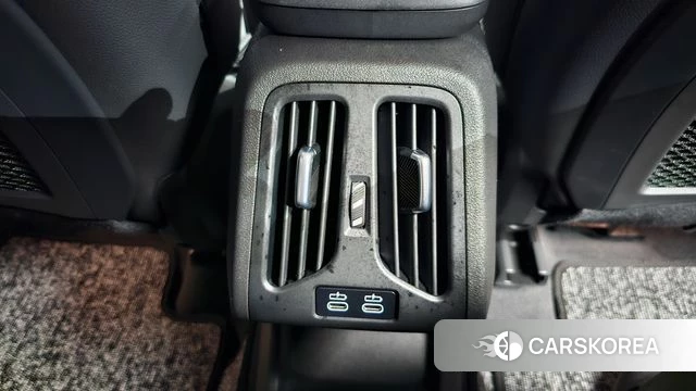 BMW 2 Series Active Tourer (U06) id 4670685 из Кореи 9