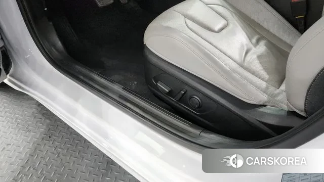 Hyundai Avante (CN7) id 3084984 из Кореи 9