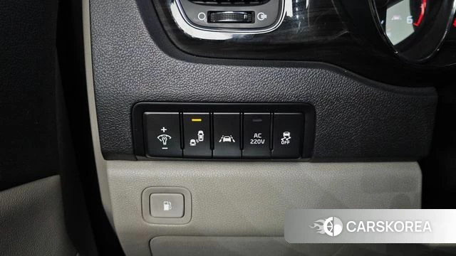 Kia The New Carnival id 4356856 из Кореи 9