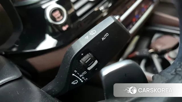 BMW 5 Series (G30) id 3728839 из Кореи 9