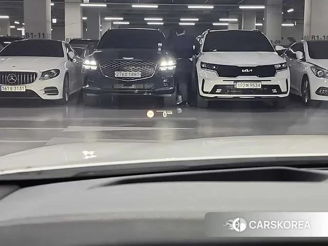 BMW 5 Series (G30) id 3492393 из Кореи 9