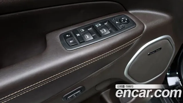 Jeep Grand Cherokee id 2653975 из Кореи 9