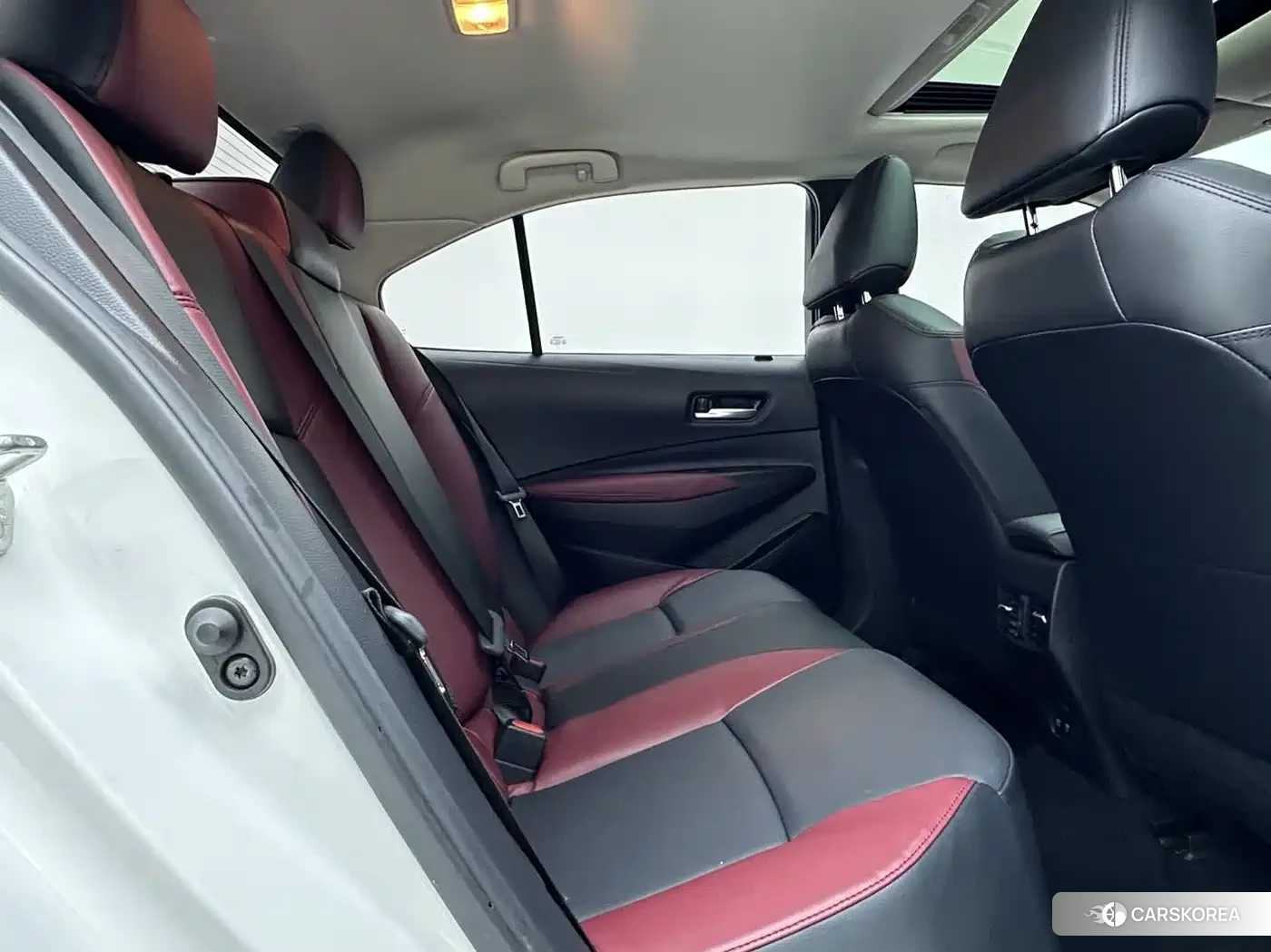 Toyota Corolla id 4589130 из Китая 9