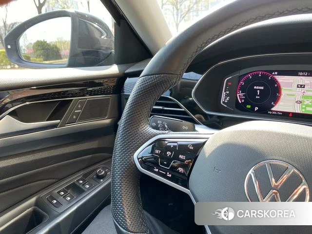 Volkswagen Passat id 4265744 из Китая 9