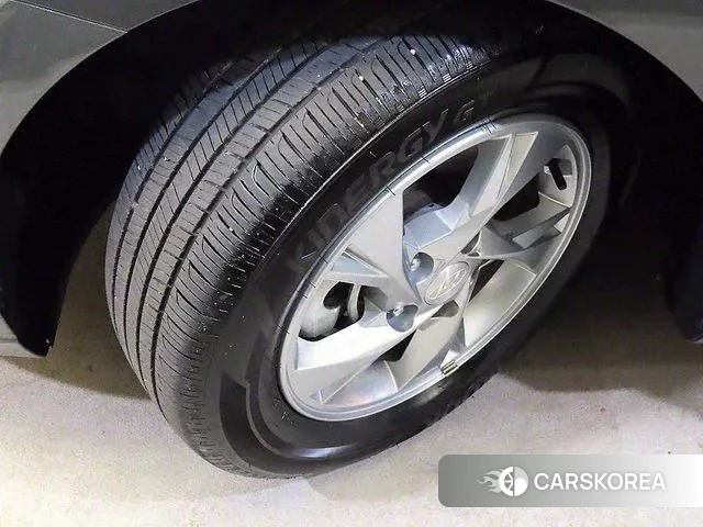 Hyundai Avante (CN7) id 3201811 из Кореи 9