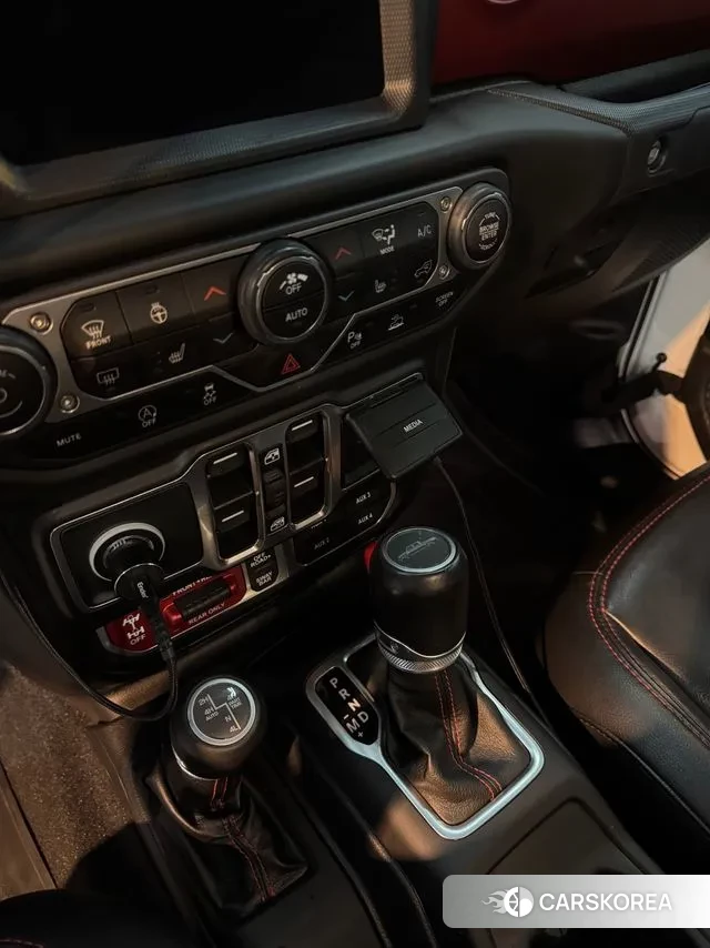 Jeep Gladiator (JT) id 3503945 из Кореи 9