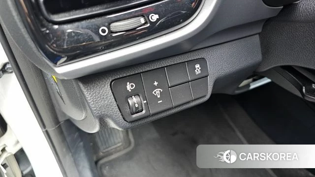 Kia Stonic id 4543687 из Кореи 9