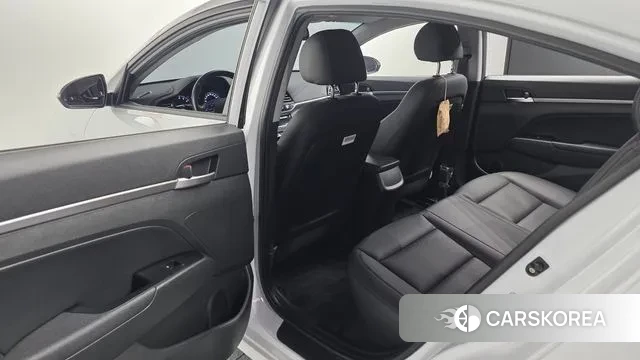 Hyundai The New Avante AD id 3350582 из Кореи 9