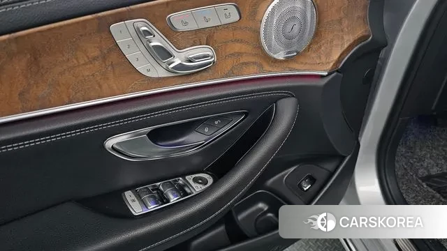 Mercedes-Benz E-Class W213 id 3736754 из Кореи 9