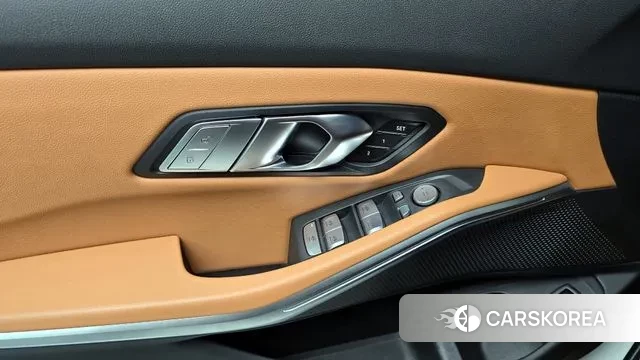 BMW 3 Series (G20) id 3058084 из Кореи 9