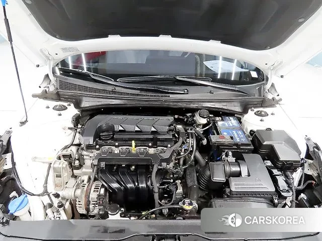 Hyundai Avante (CN7) id 3522902 из Кореи 9