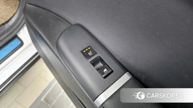 Hyundai Grandeur Hybrid (GN7) id 3518183 из Кореи 9