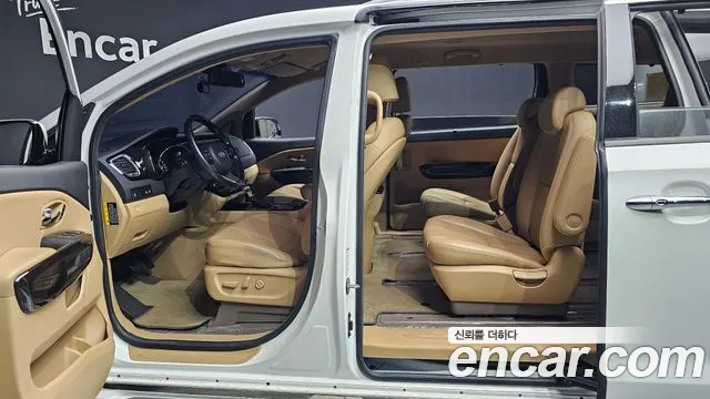 Kia The New Carnival id 2600079 из Кореи 9