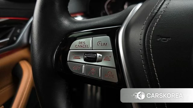 BMW 5 Series (G30) id 3852355 из Кореи 9