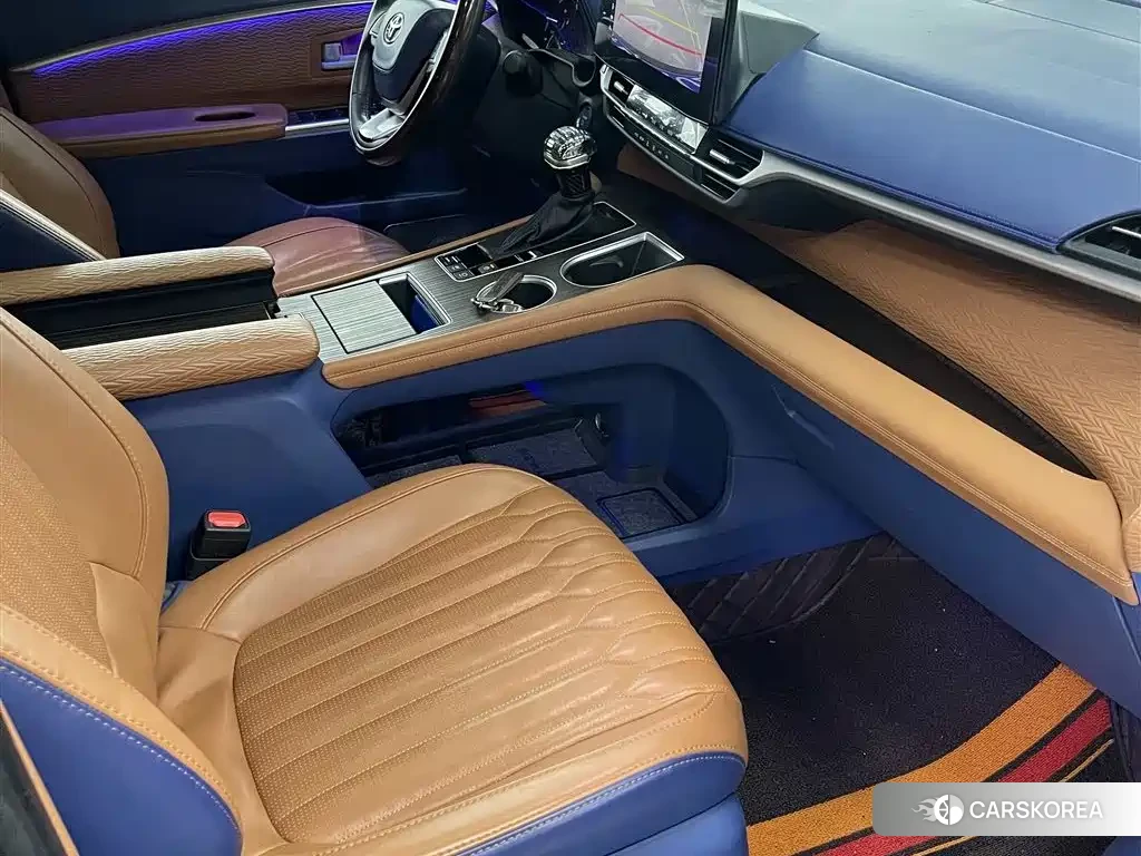 Toyota Sienna id 4599720 из Китая 9