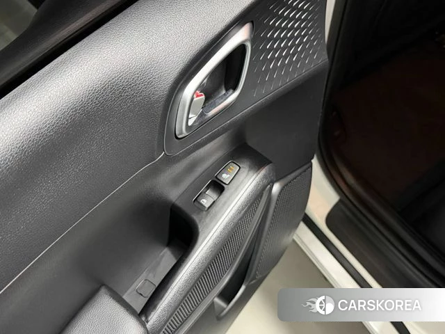 Kia Soul Booster EV id 4900495 из Кореи 9