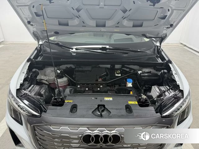 Audi Q5 e-tron id 4300370 из Китая 9