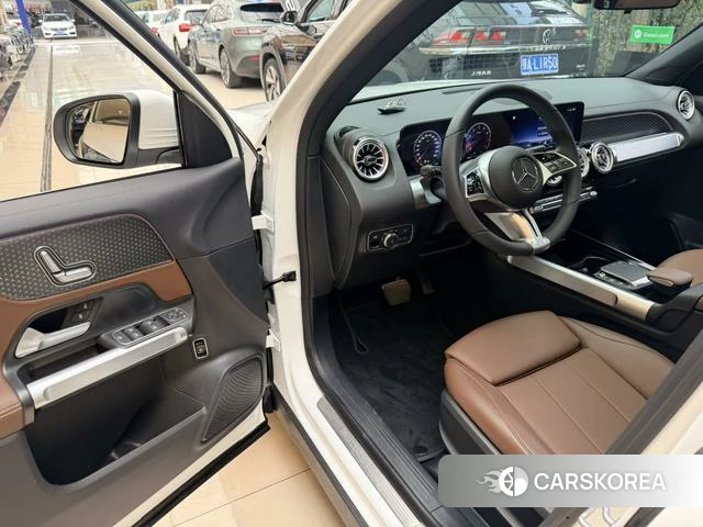 Mercedes-Benz GLB id 4255938 из Китая 9