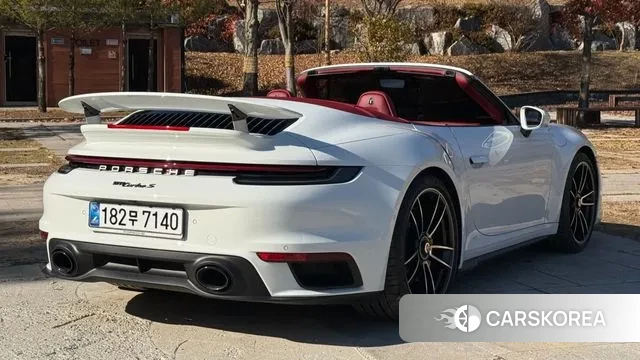 Porsche 911(992) id 3365342 из Кореи 9