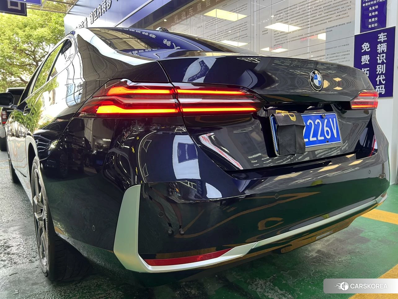 BMW 5 series id 4510947 из Китая 9
