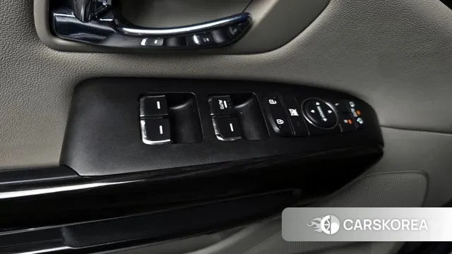 Kia The New Carnival id 3161612 из Кореи 9