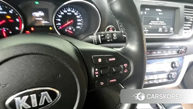 Kia The New Carnival id 3013332 из Кореи 9