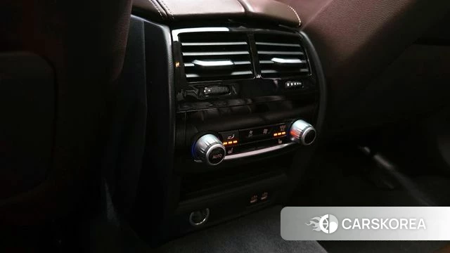 BMW 5 Series (G30) id 4293171 из Кореи 9