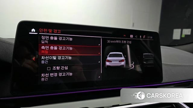 BMW 5 Series (G30) id 3865330 из Кореи 9