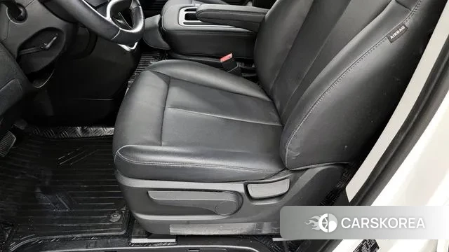 Hyundai Staria id 3179672 из Кореи 9