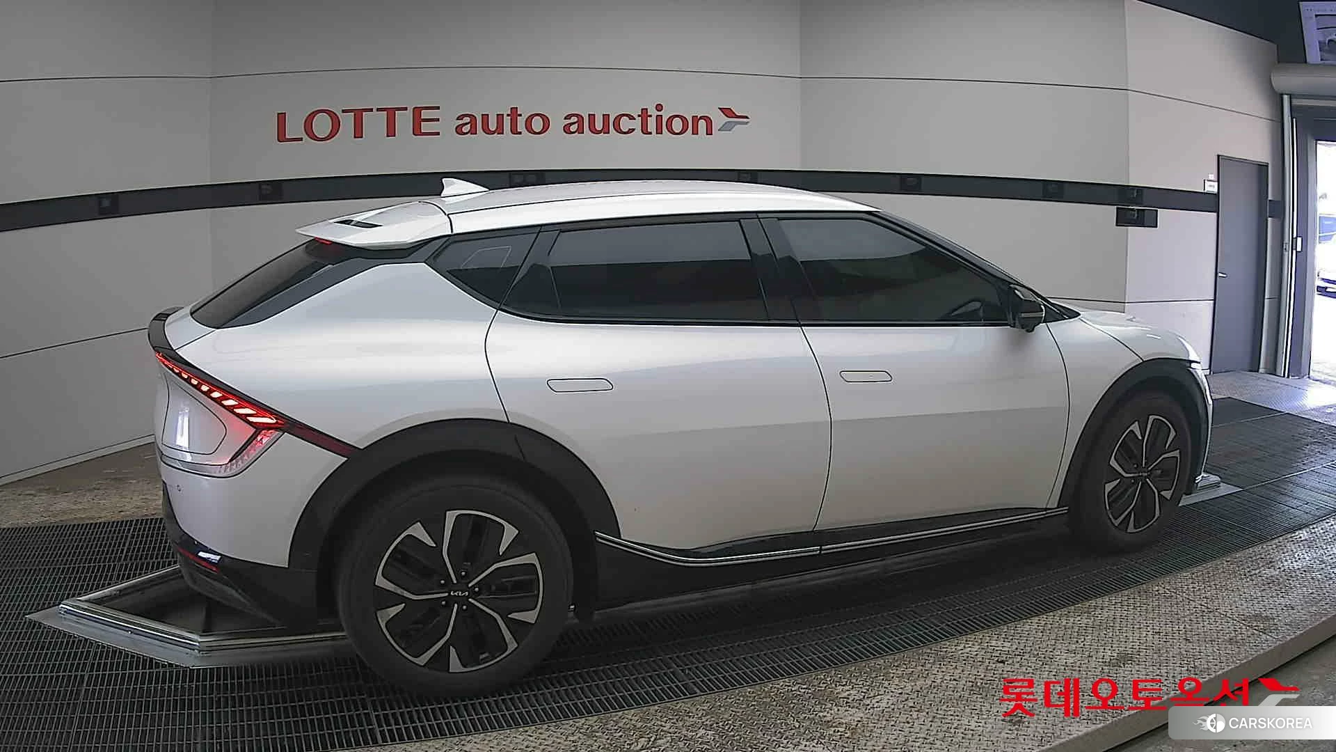 Kia EV6 id 3882098 из Кореи 9