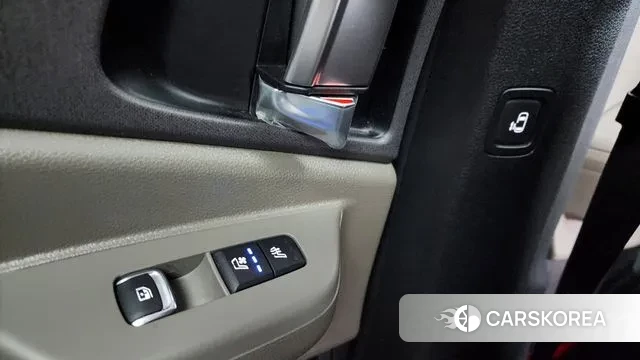 Kia The New Carnival 4th Generation id 3689706 из Кореи 9