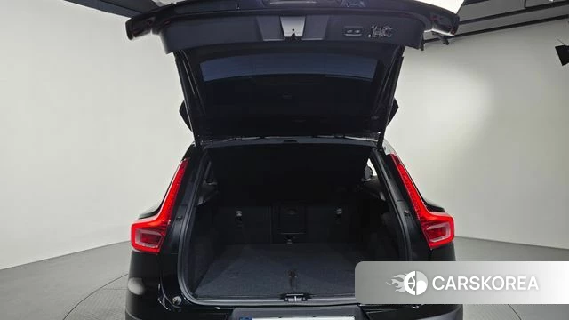 Volvo XC40 id 4702453 из Кореи 9