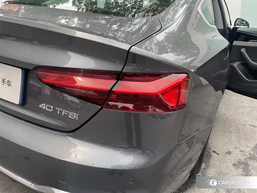 Audi A5 id 4644704 из Китая 9